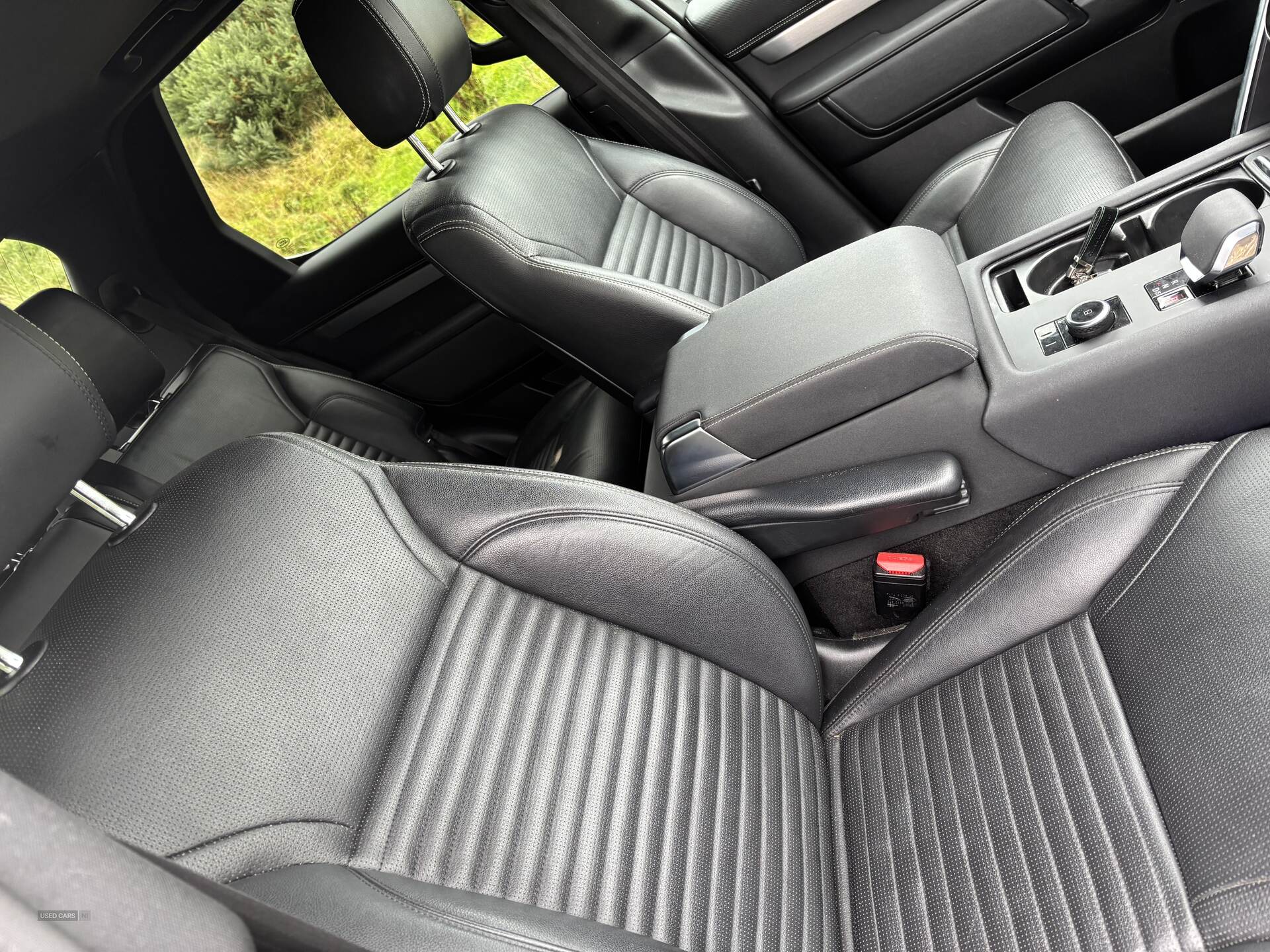 Car Thumbnail 5