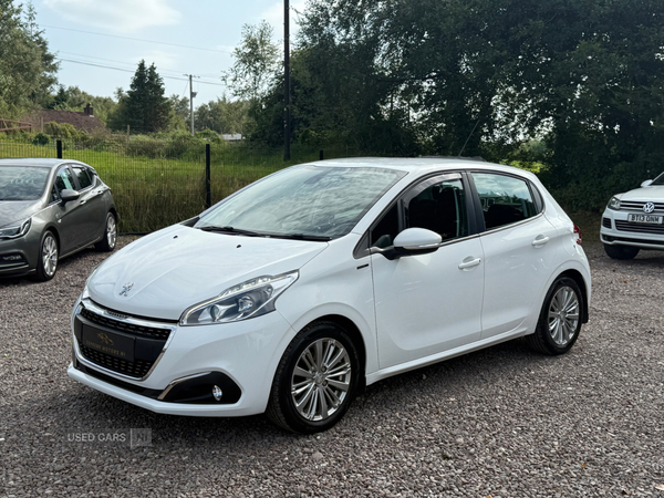 Peugeot 208 HATCHBACK in Tyrone