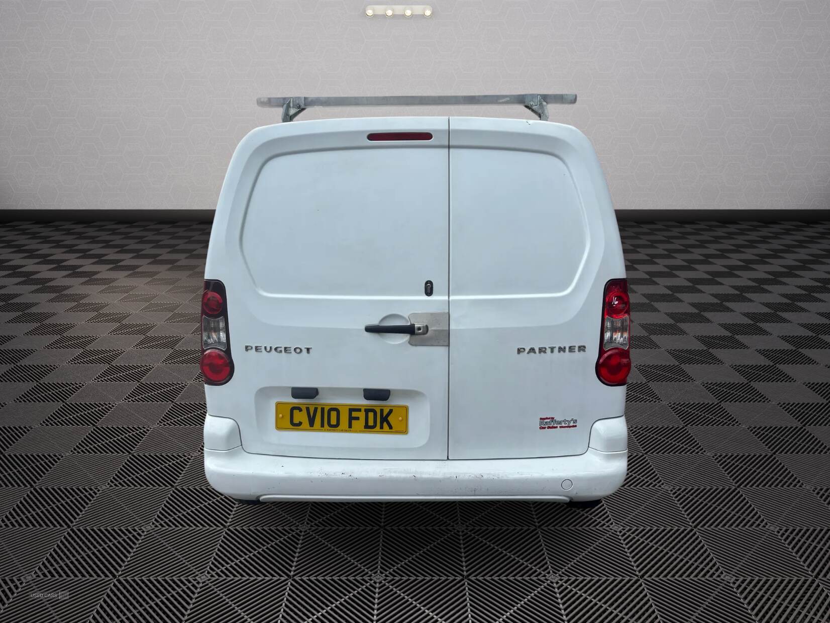 Peugeot Partner L1 DIESEL in Down