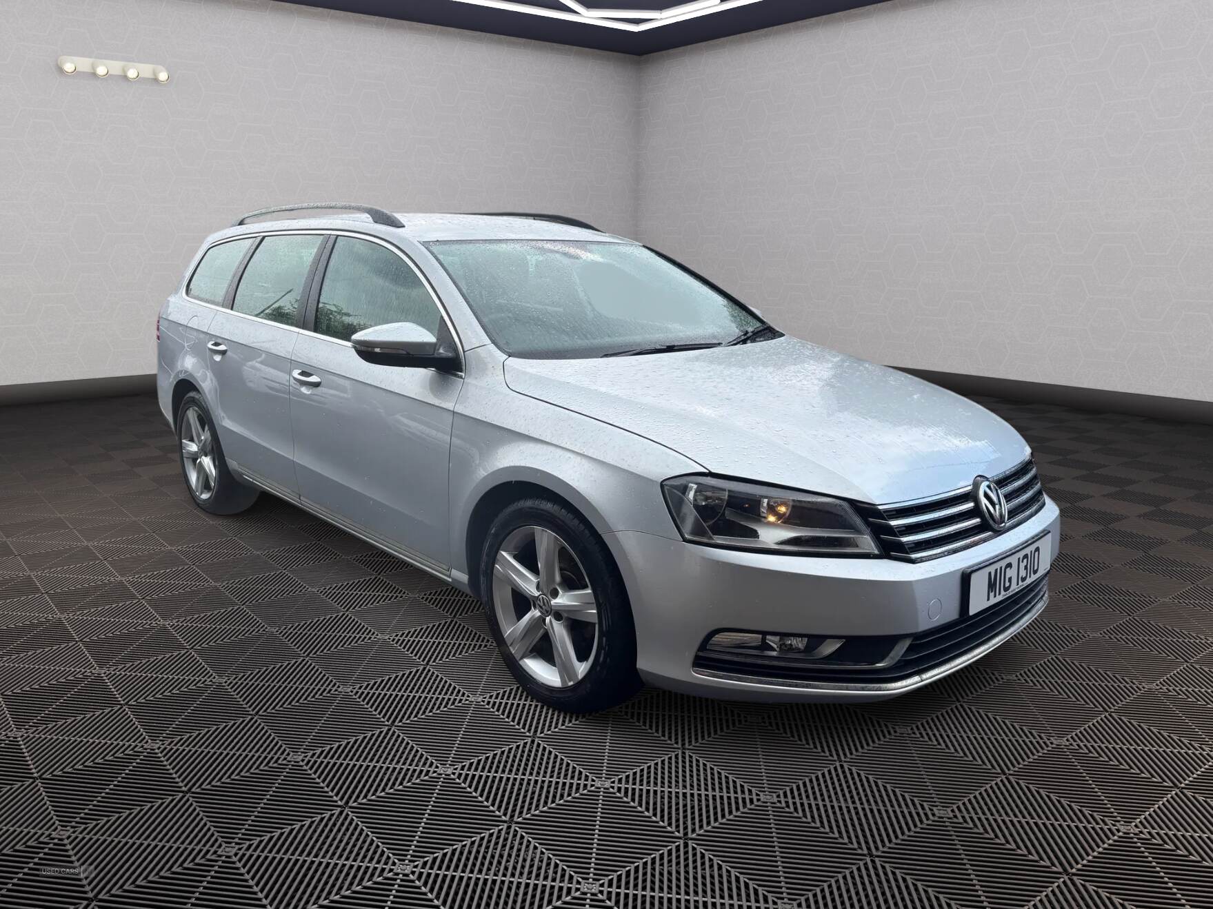 Volkswagen Passat DIESEL ESTATE in Down