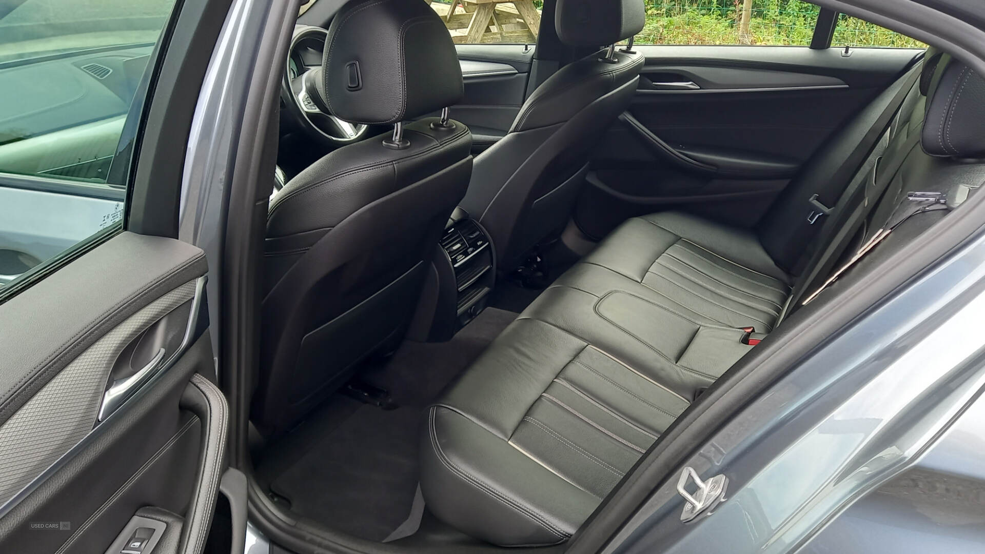 Car Thumbnail 5
