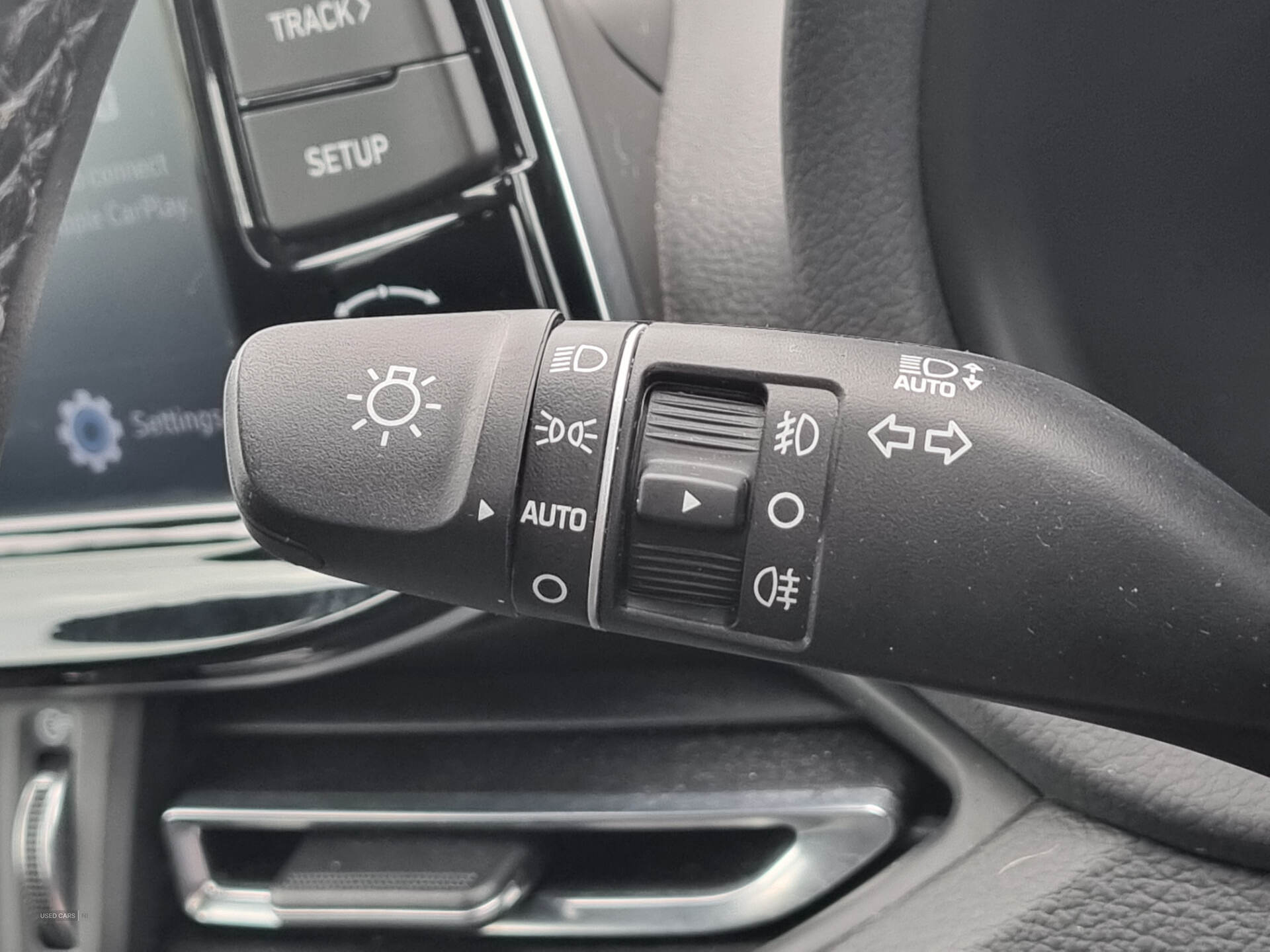 Car Thumbnail 16