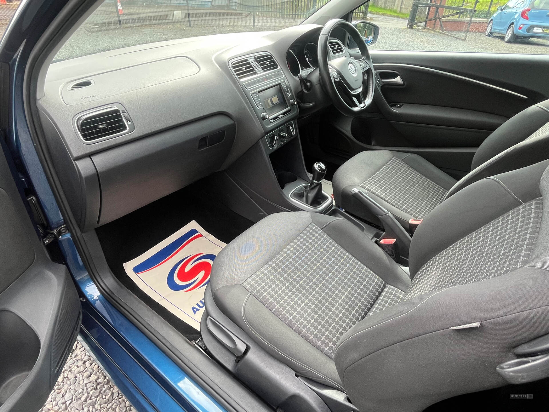 Car Thumbnail 7