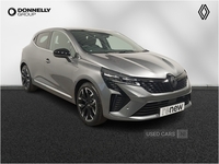 Renault Clio 1.6 E-TECH full hybrid 145 Techno 5dr Auto in Derry / Londonderry