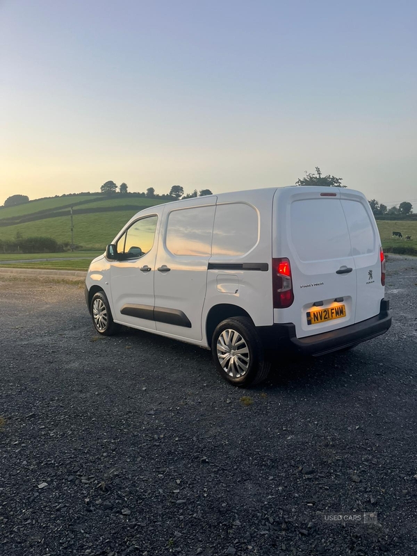 Peugeot Partner STANDARD DIESEL in Down