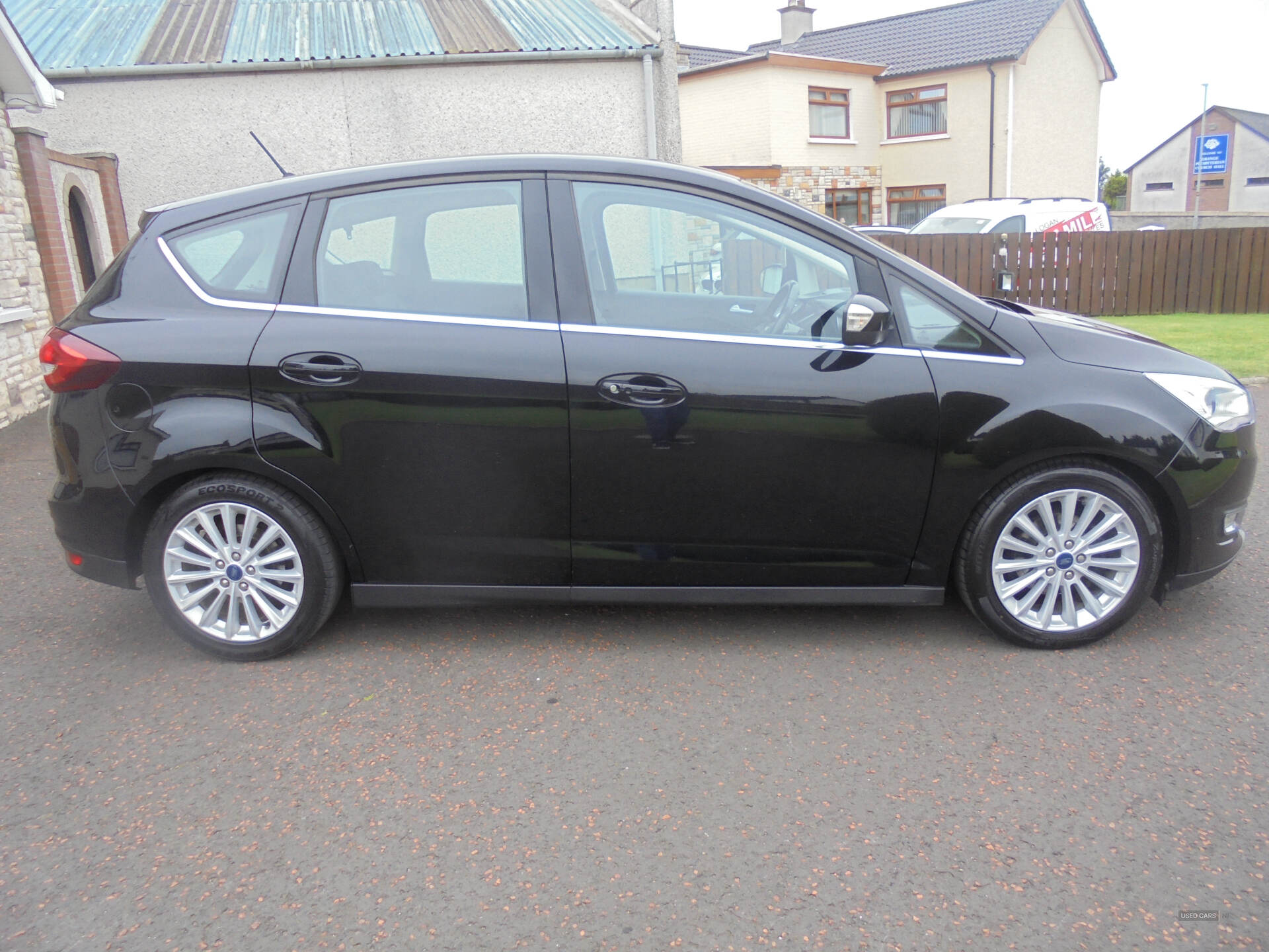 Ford C-max ESTATE in Antrim