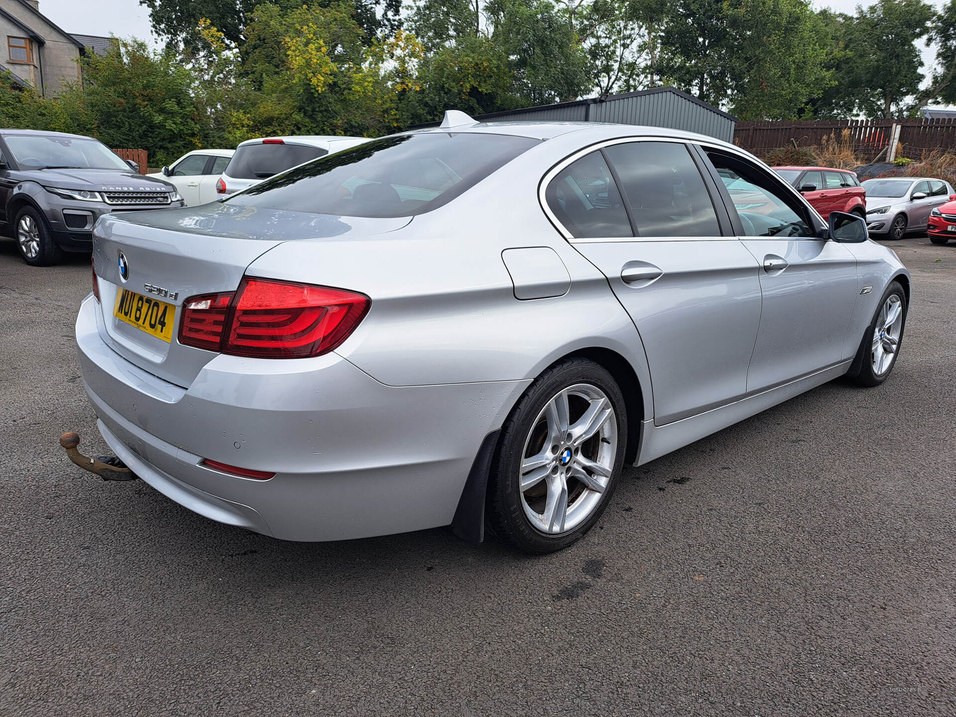 Car Thumbnail 5