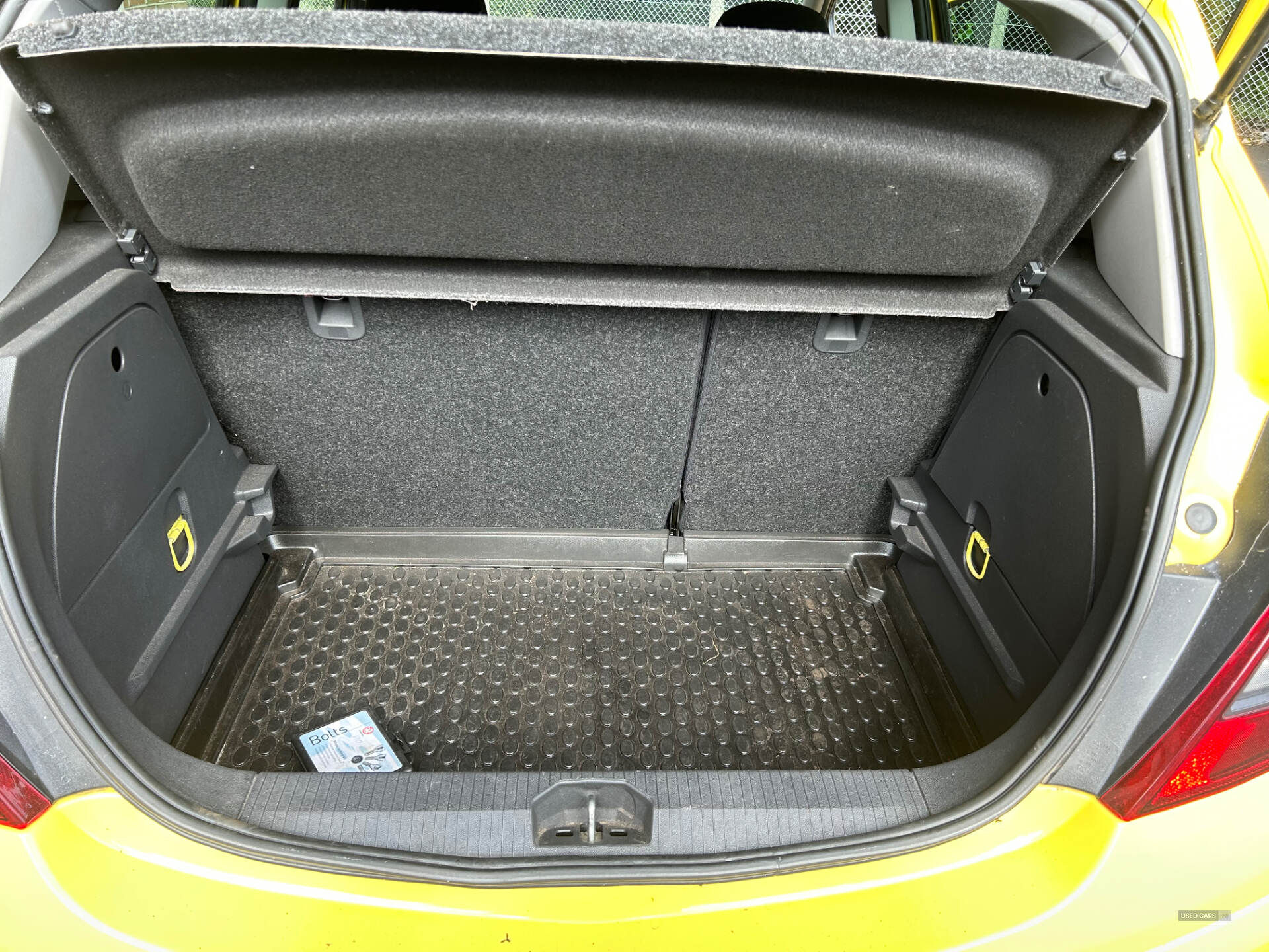 Car Thumbnail 5