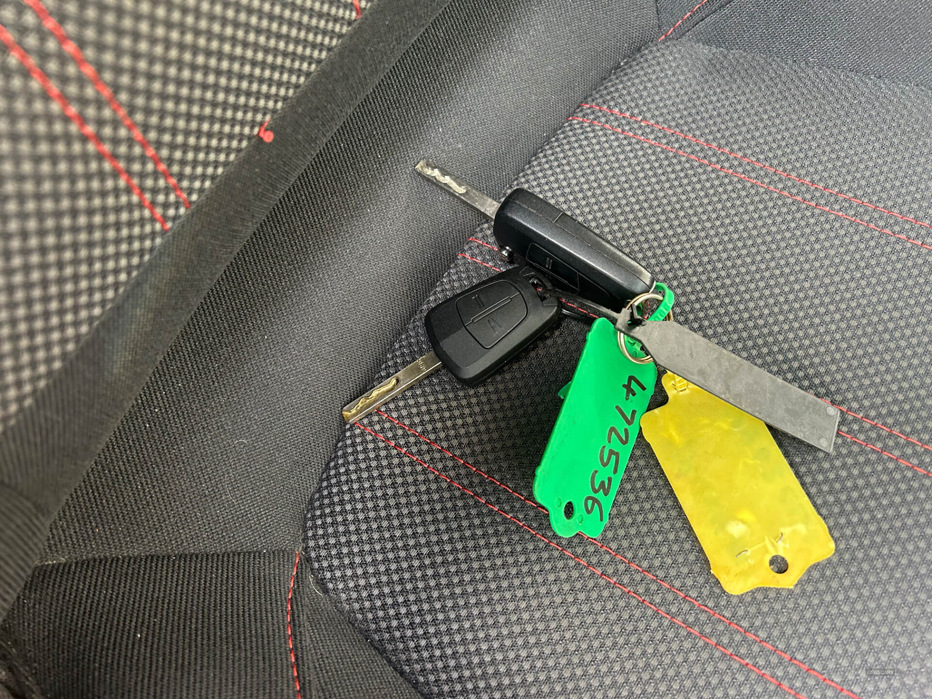 Car Thumbnail 8