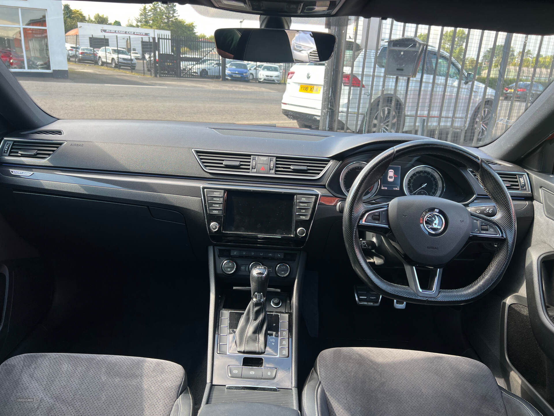 Car Thumbnail 10