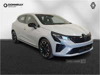 Renault Clio 1.6 E-TECH full hybrid 145 Techno 5dr Auto in Derry / Londonderry