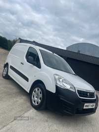 Peugeot Partner 850 1.6 BlueHDi 100 Professional Van [non SS] in Tyrone