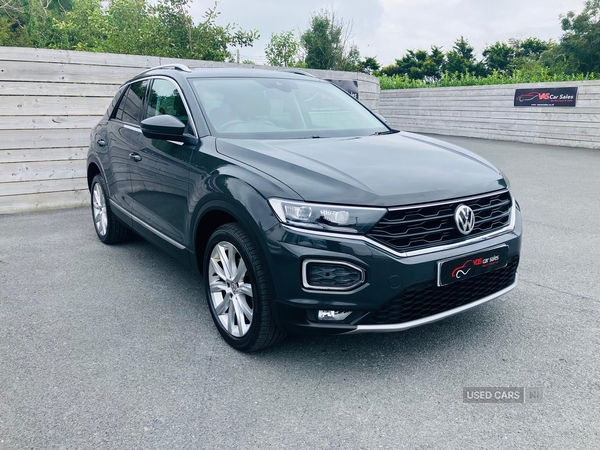 Volkswagen T-Roc HATCHBACK in Down