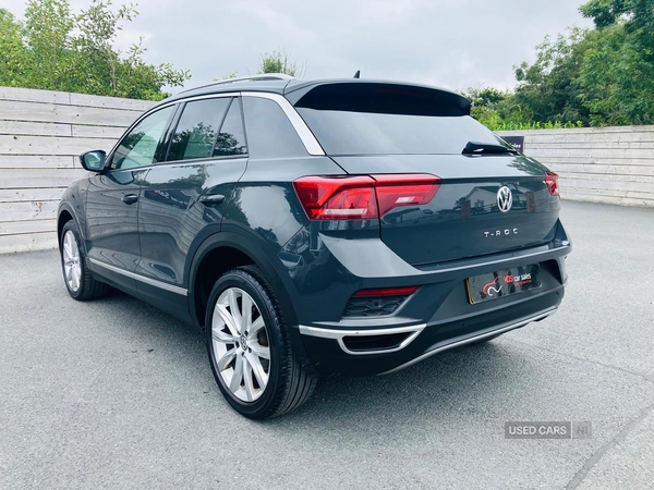 Volkswagen T-Roc HATCHBACK in Down