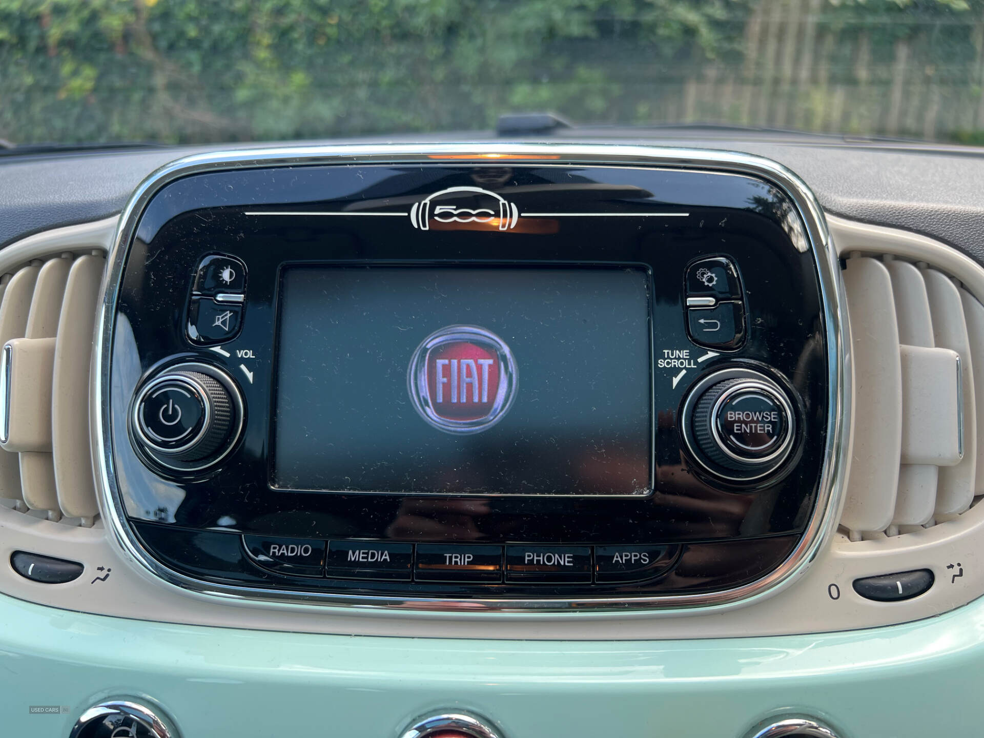 Car Thumbnail 11