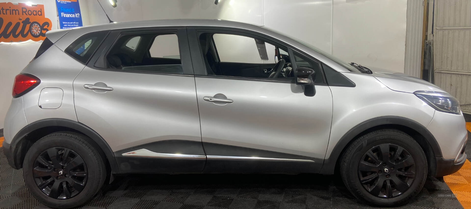 Renault Captur DIESEL HATCHBACK in Antrim