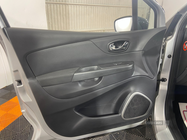 Renault Captur DIESEL HATCHBACK in Antrim