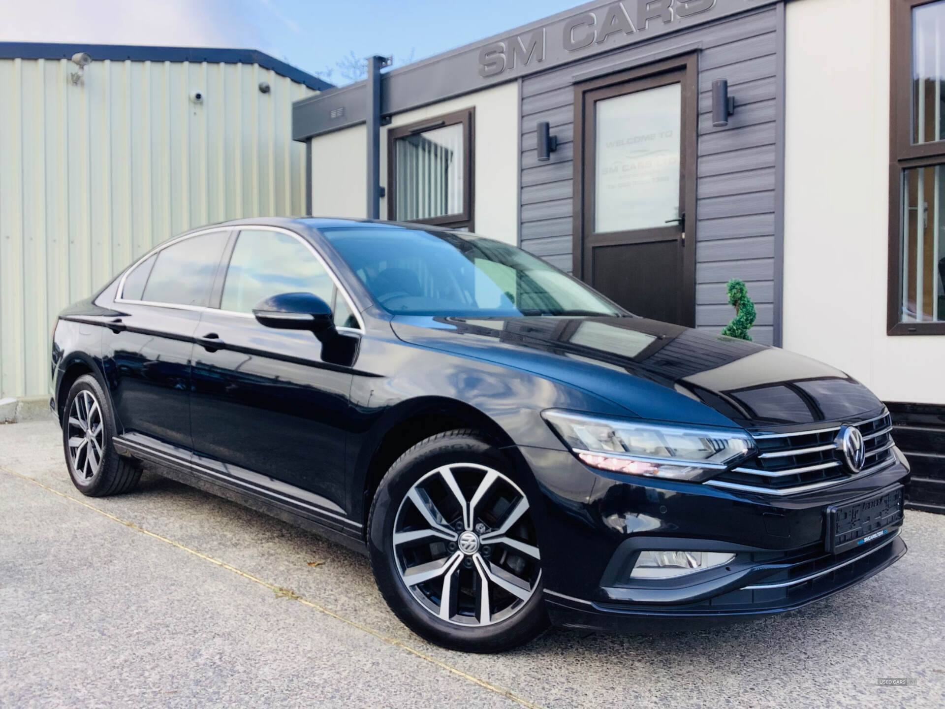 Volkswagen Passat DIESEL SALOON in Down