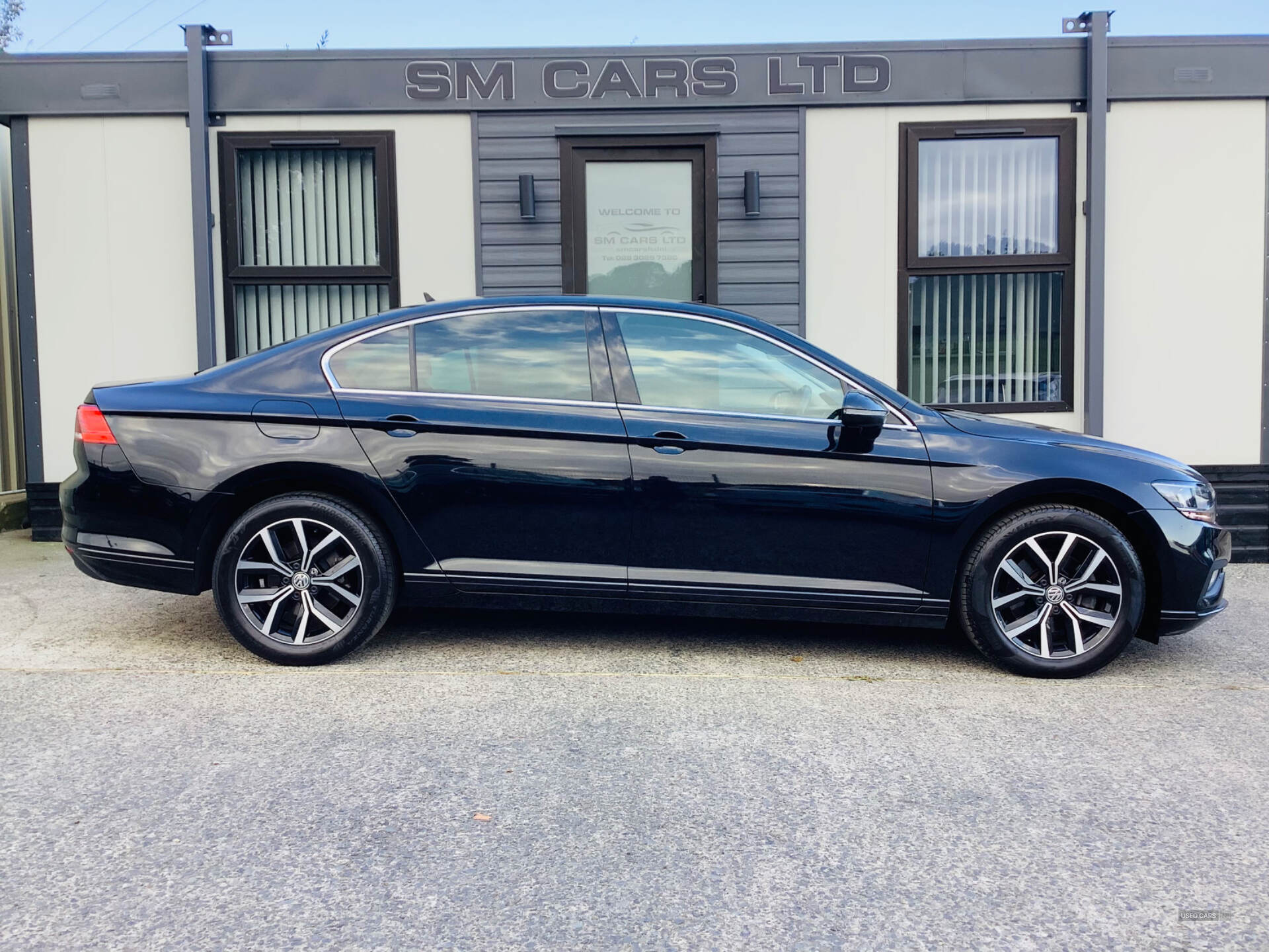 Volkswagen Passat DIESEL SALOON in Down