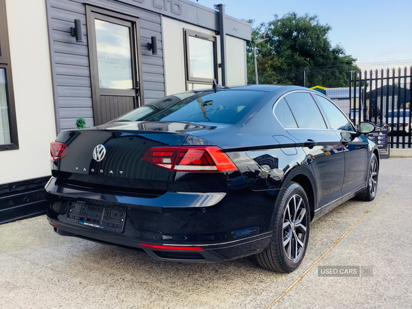 Volkswagen Passat DIESEL SALOON in Down