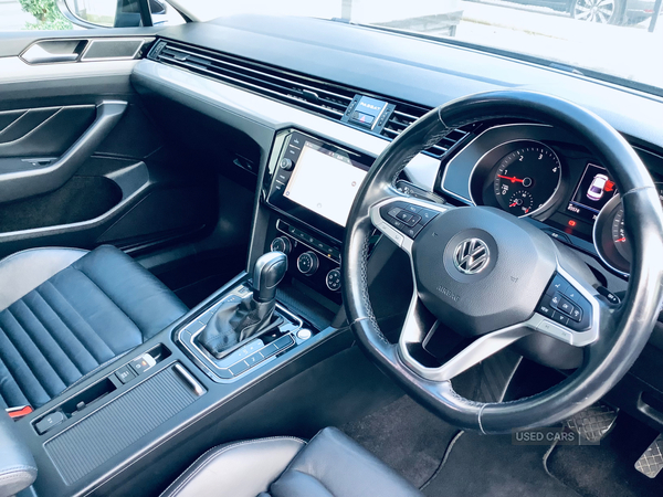 Volkswagen Passat DIESEL SALOON in Down