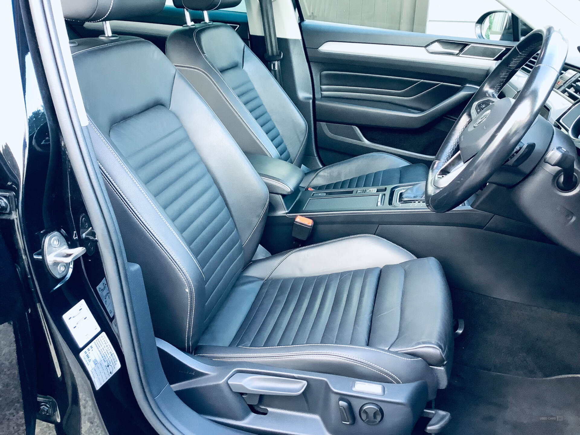 Volkswagen Passat DIESEL SALOON in Down