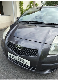 Toyota Yaris 1.4 D-4D SR 5dr in Derry / Londonderry