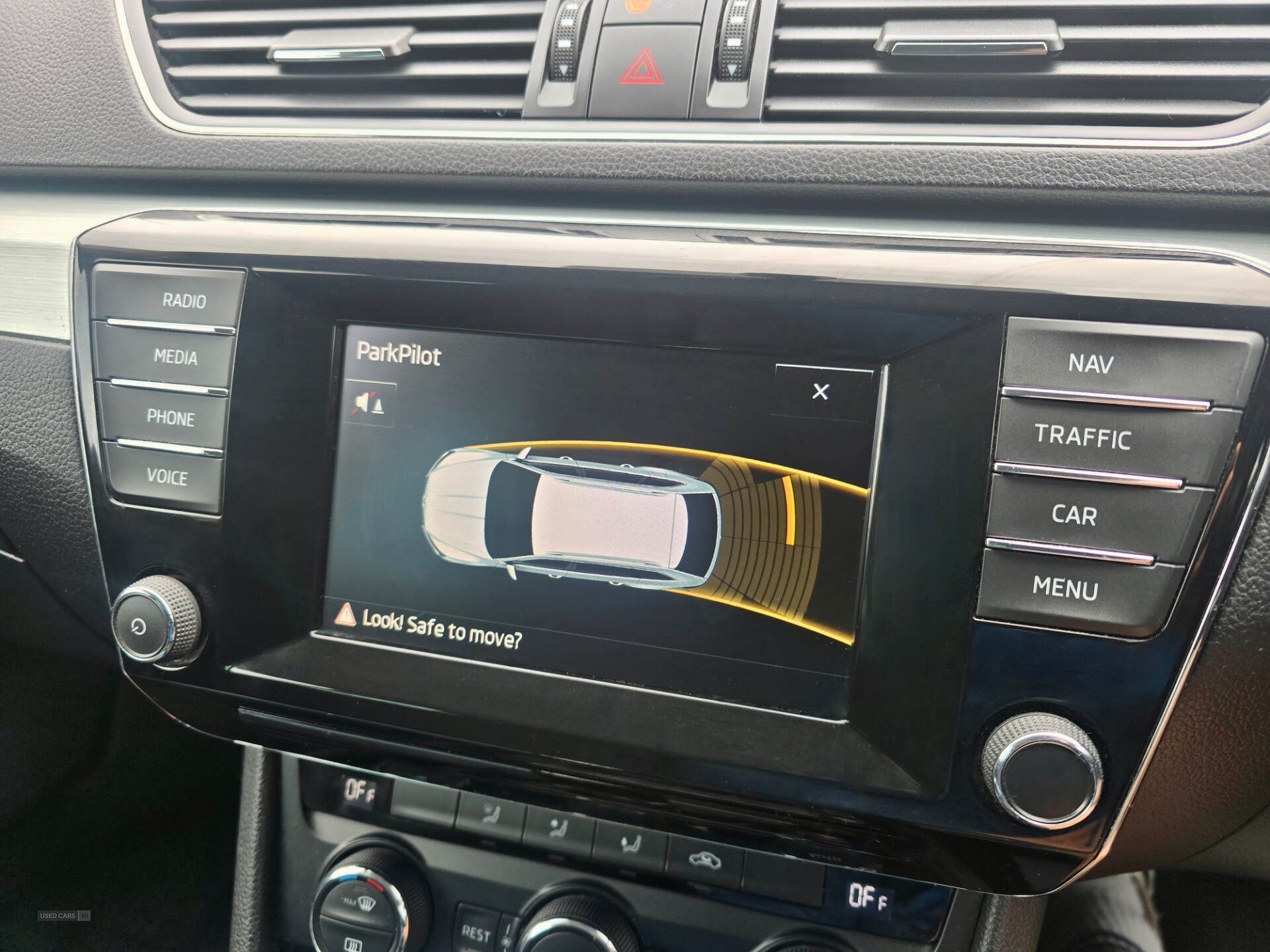 Car Thumbnail 6