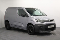 Citroen Berlingo BlueHDi 1000 Driver M in Down