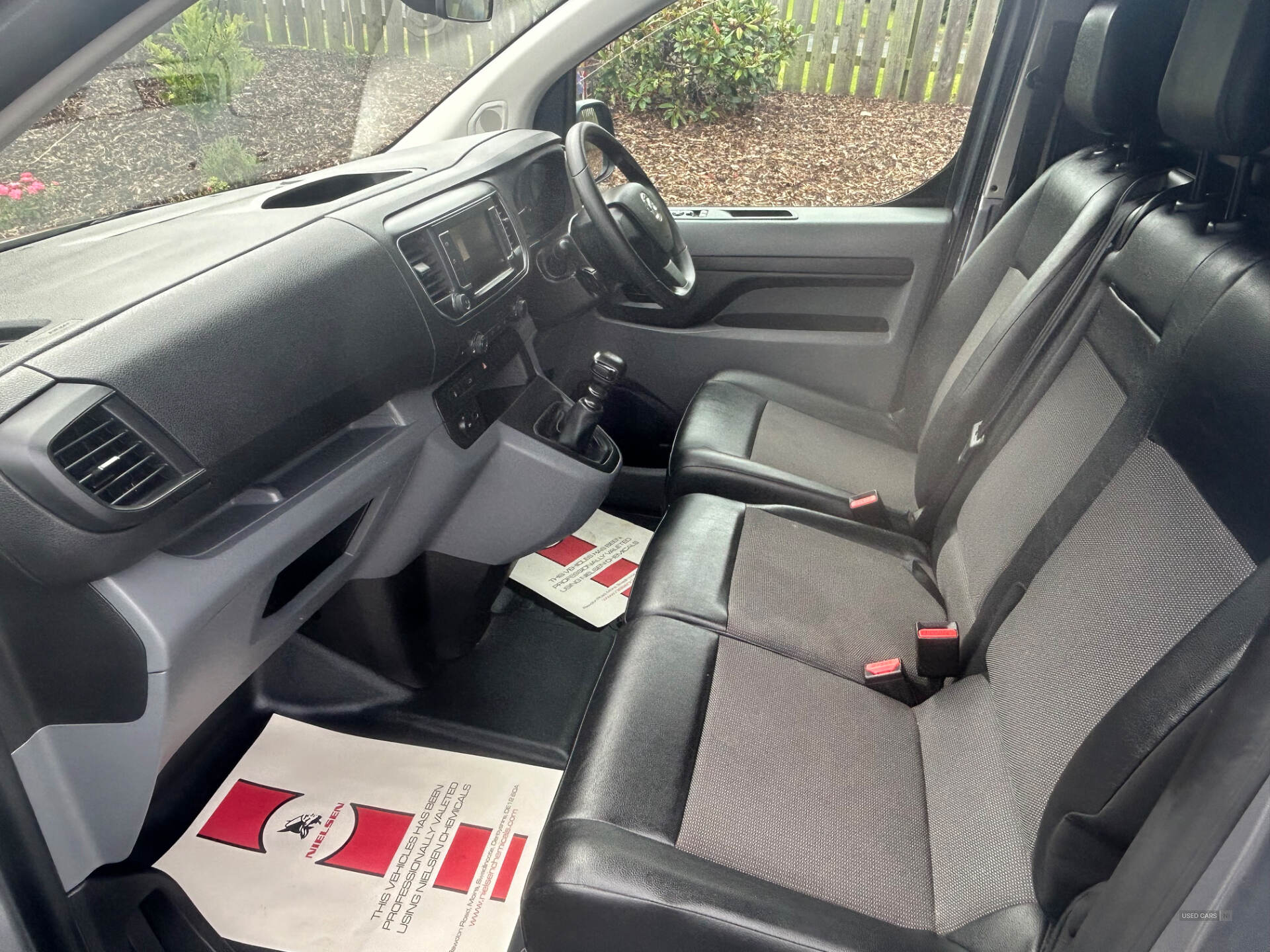 Car Thumbnail 9