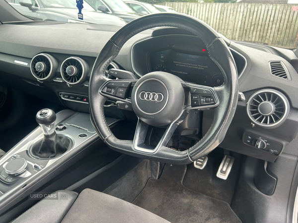 Audi TT COUPE in Down