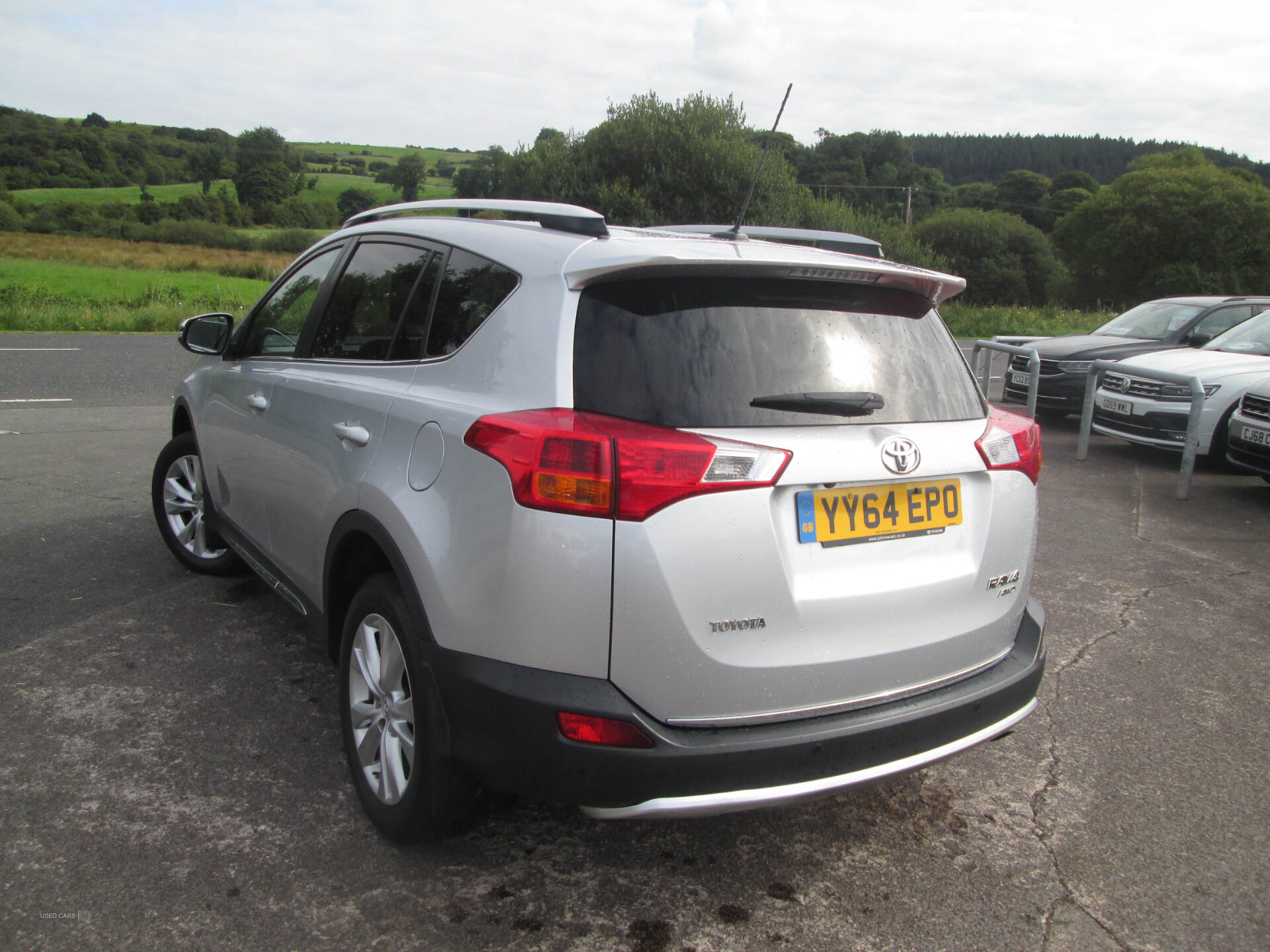 Car Thumbnail 4