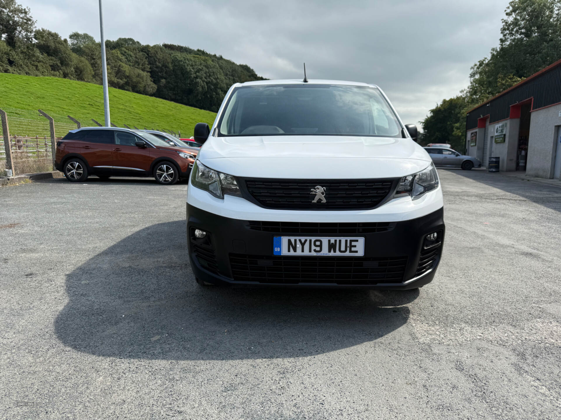 Car Thumbnail 1