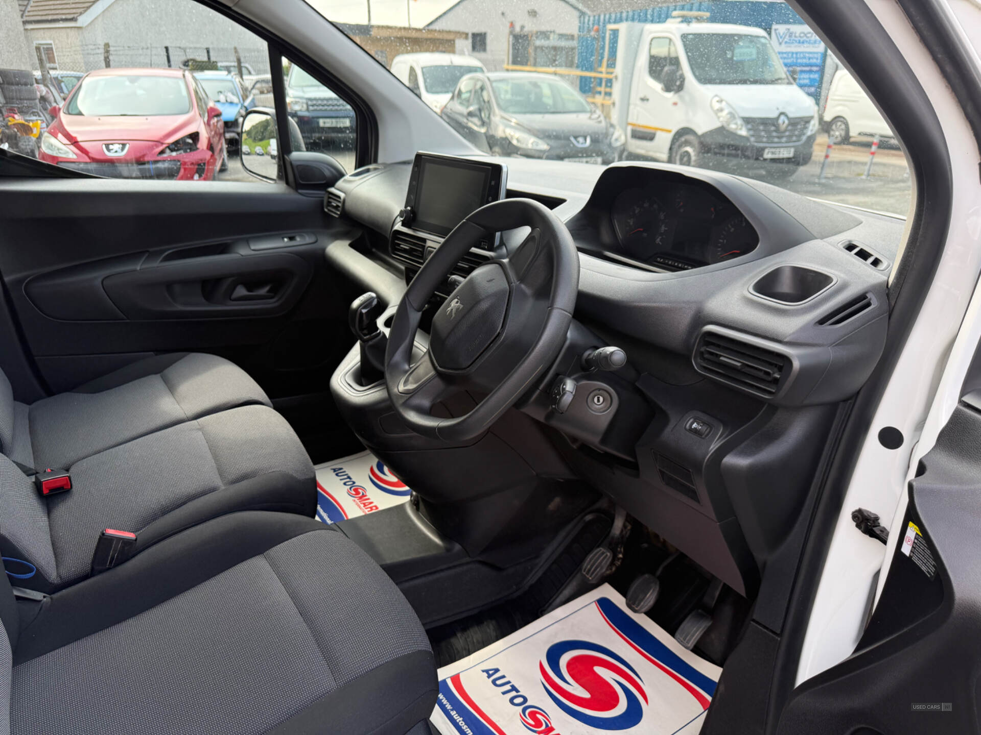 Car Thumbnail 11