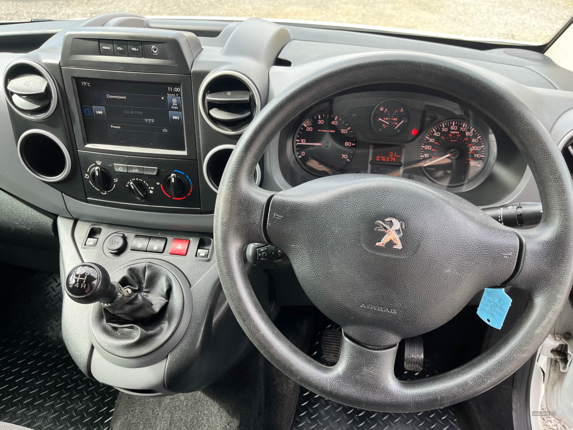 Car Thumbnail 7