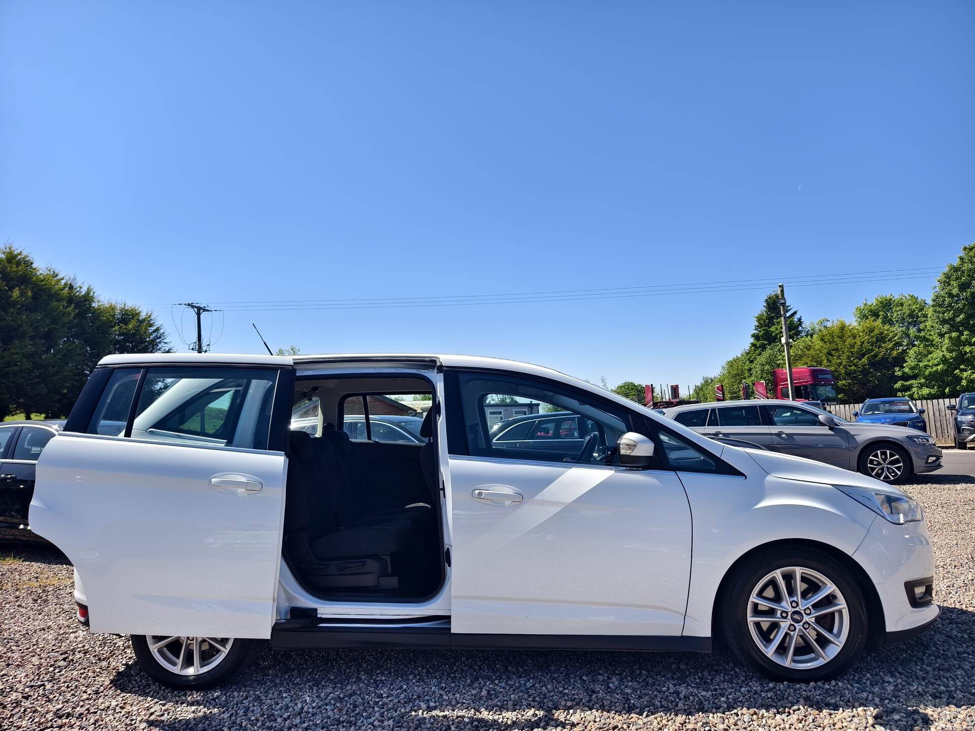 Ford Grand C-MAX DIESEL ESTATE in Fermanagh
