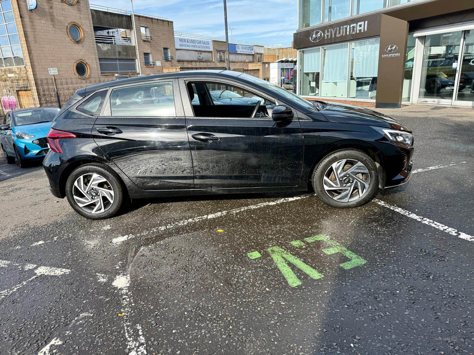 Hyundai i20 HATCHBACK in Down