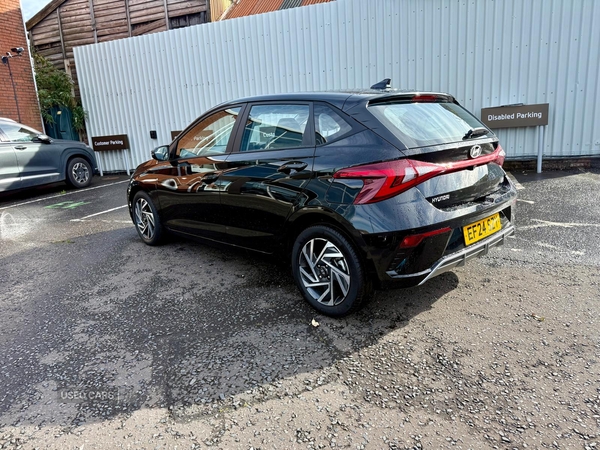 Hyundai i20 HATCHBACK in Down