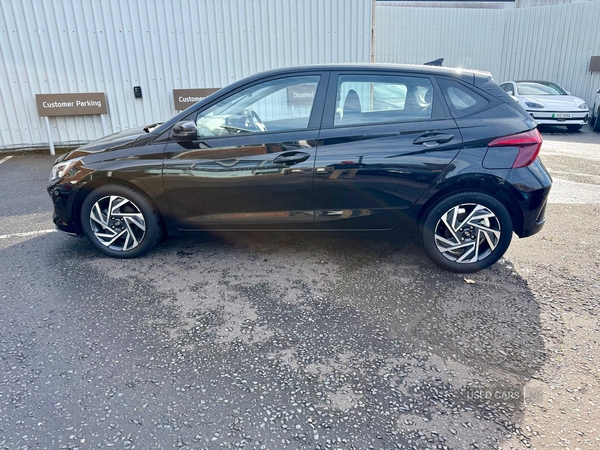 Hyundai i20 HATCHBACK in Down
