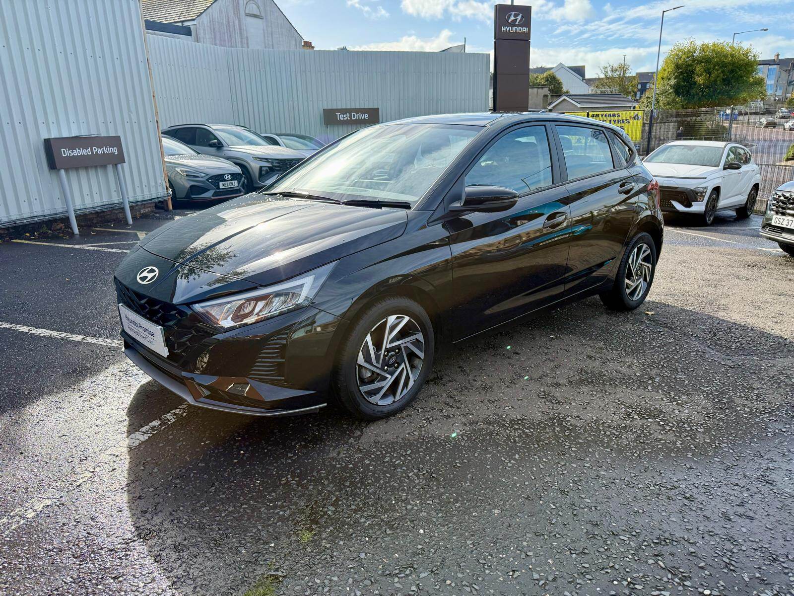 Hyundai i20 HATCHBACK in Down