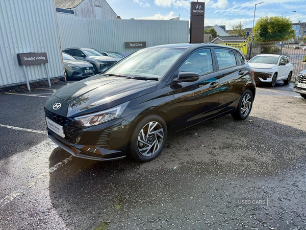 Hyundai i20 HATCHBACK in Down