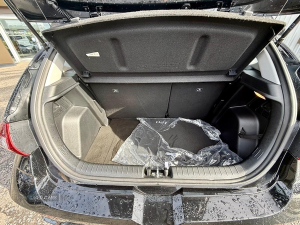 Hyundai i20 HATCHBACK in Down