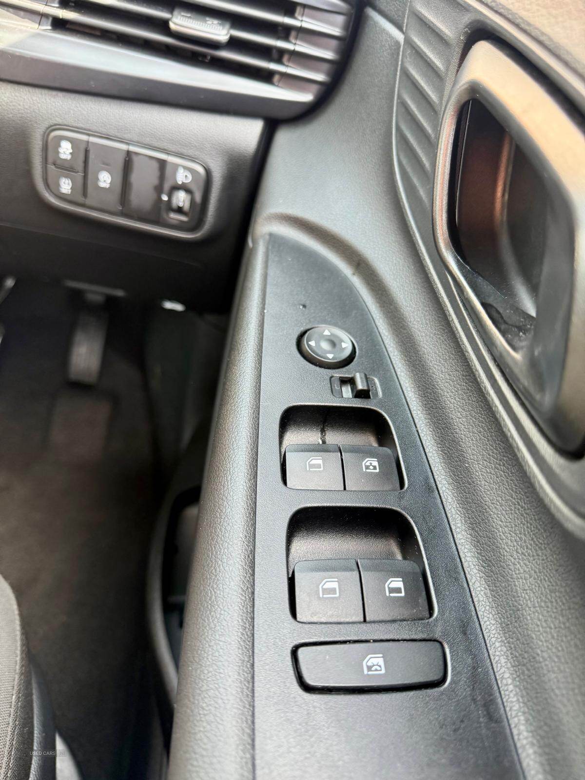 Hyundai i20 HATCHBACK in Down