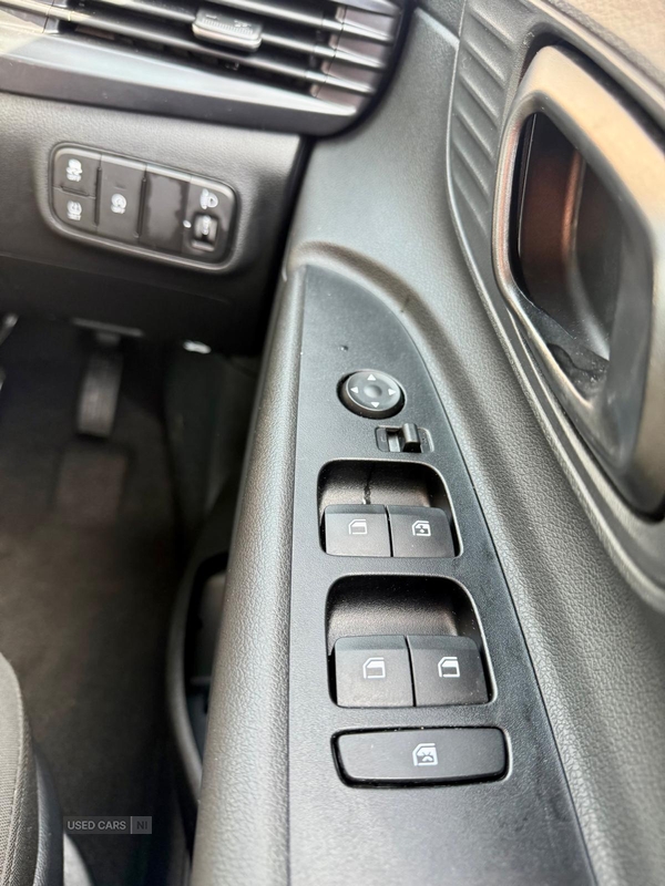 Hyundai i20 HATCHBACK in Down