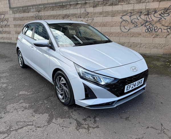 Hyundai i20 HATCHBACK in Down