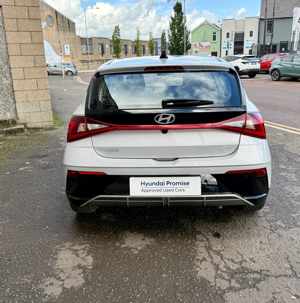 Hyundai i20 HATCHBACK in Down