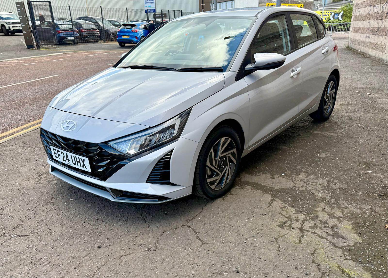 Hyundai i20 HATCHBACK in Down
