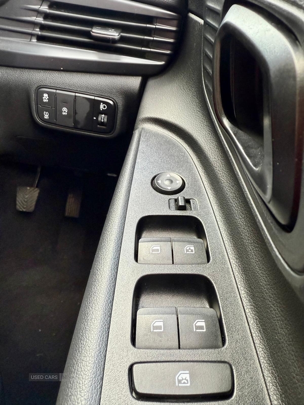 Hyundai i20 HATCHBACK in Down