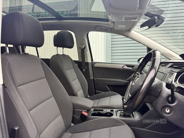 Volkswagen Touran DIESEL ESTATE in Down