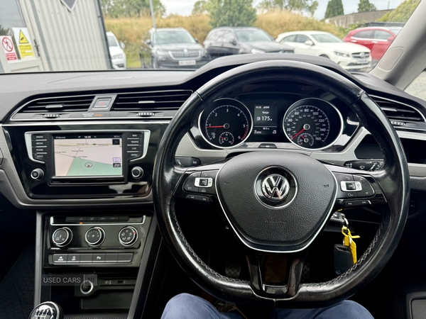 Volkswagen Touran DIESEL ESTATE in Down
